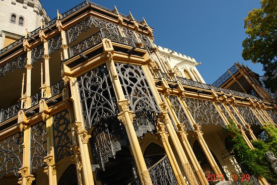 https://mdw-travel-data-us-east-1.s3.amazonaws.com/img/country/Czech-Republic/Skuhrov-nad-Belou-Chateau/img_03.jpg