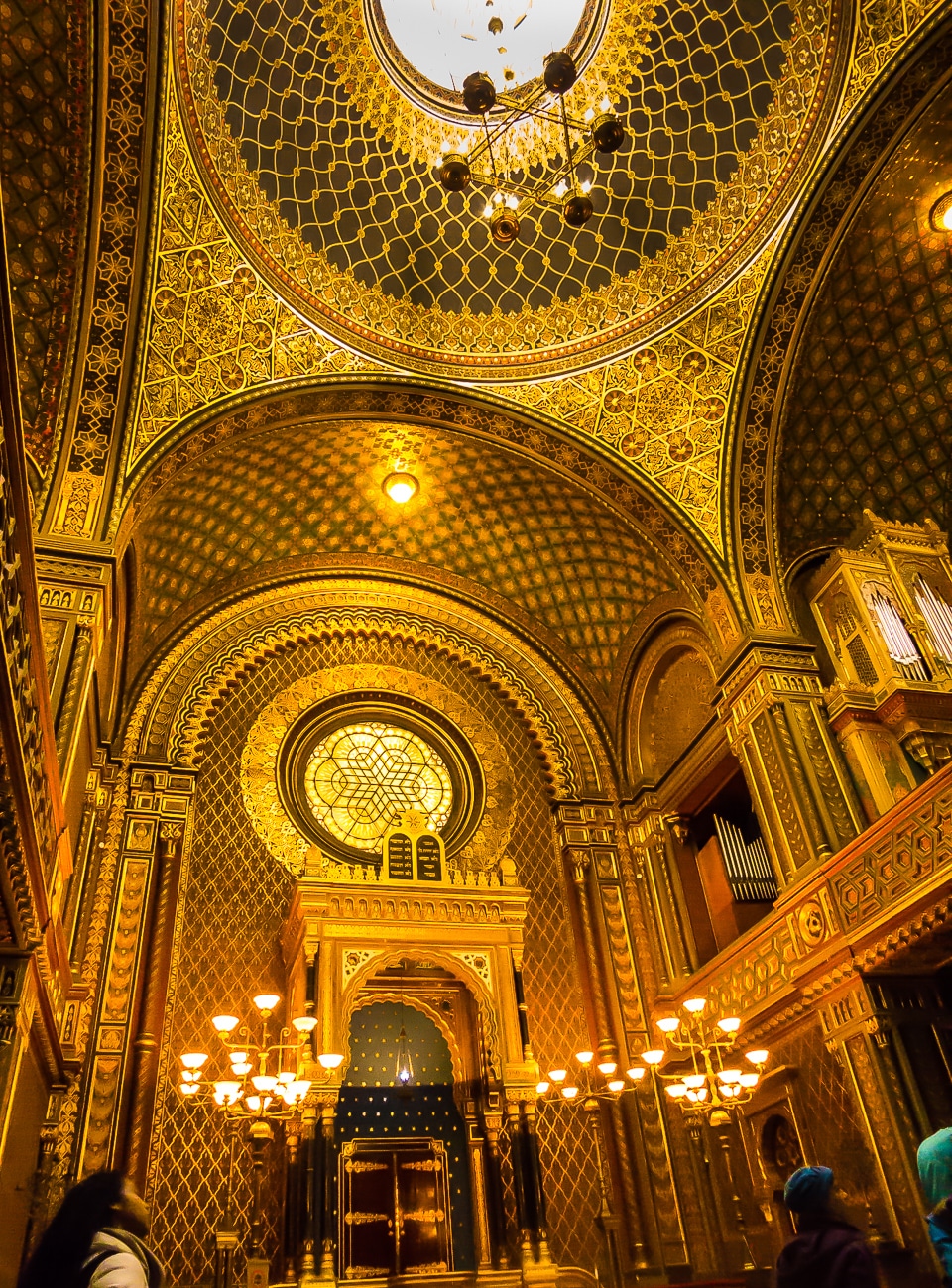 https://mdw-travel-data-us-east-1.s3.amazonaws.com/img/country/Czech-Republic/Spanish-Synagogue/img_02.jpg
