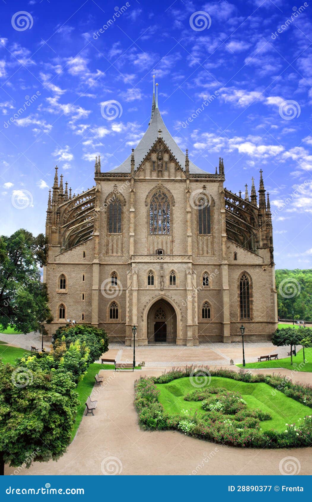 https://mdw-travel-data-us-east-1.s3.amazonaws.com/img/country/Czech-Republic/St-Barbaras-Church/img_02.jpg