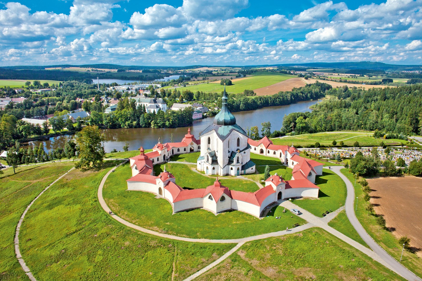 https://mdw-travel-data-us-east-1.s3.amazonaws.com/img/country/Czech-Republic/St-John-of-Nepomuk-Church--Nepomuk-/img_01.jpg