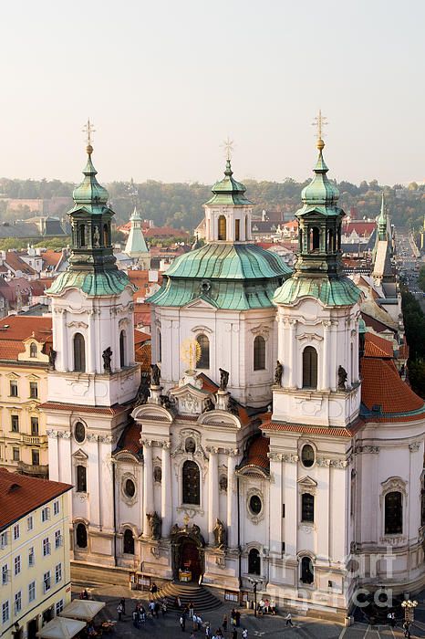 https://mdw-travel-data-us-east-1.s3.amazonaws.com/img/country/Czech-Republic/St-Nicholas-Church/img_01.jpg