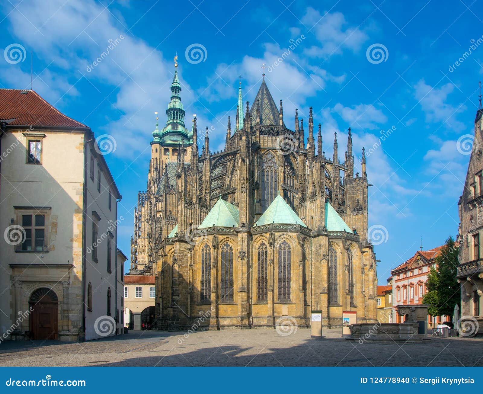 https://mdw-travel-data-us-east-1.s3.amazonaws.com/img/country/Czech-Republic/St-Vitus-Church/img_03.jpg
