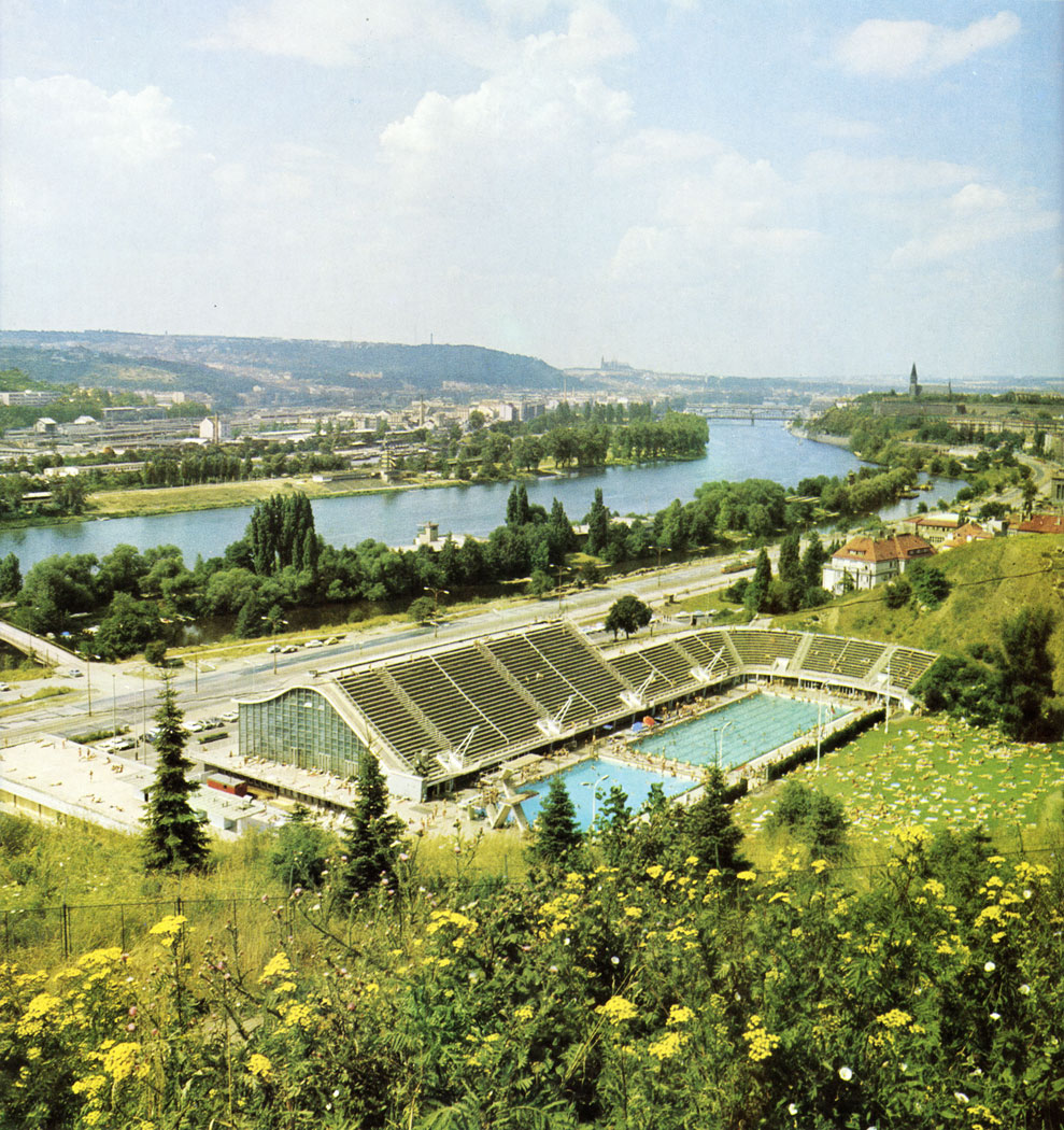 https://mdw-travel-data-us-east-1.s3.amazonaws.com/img/country/Czech-Republic/Swimming-Stadium/img_01.jpg