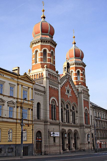 https://mdw-travel-data-us-east-1.s3.amazonaws.com/img/country/Czech-Republic/Synagogue-Litomysl/img_01.jpg