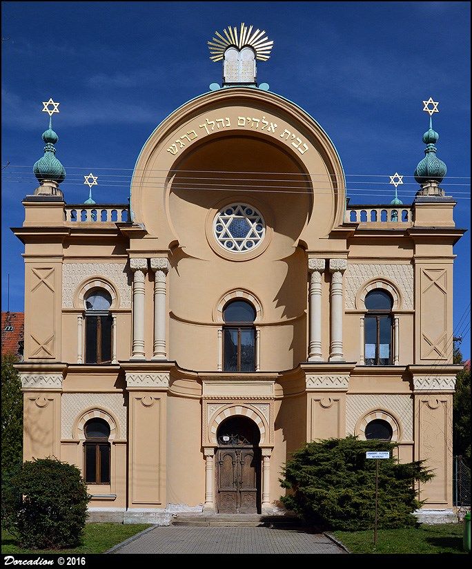 https://mdw-travel-data-us-east-1.s3.amazonaws.com/img/country/Czech-Republic/Synagogue-Litomysl/img_03.jpg