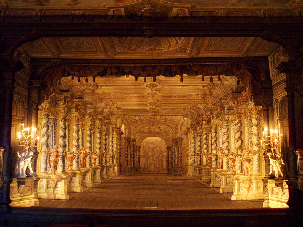 https://mdw-travel-data-us-east-1.s3.amazonaws.com/img/country/Czech-Republic/Theatre-in-the-Castle/img_00.jpg