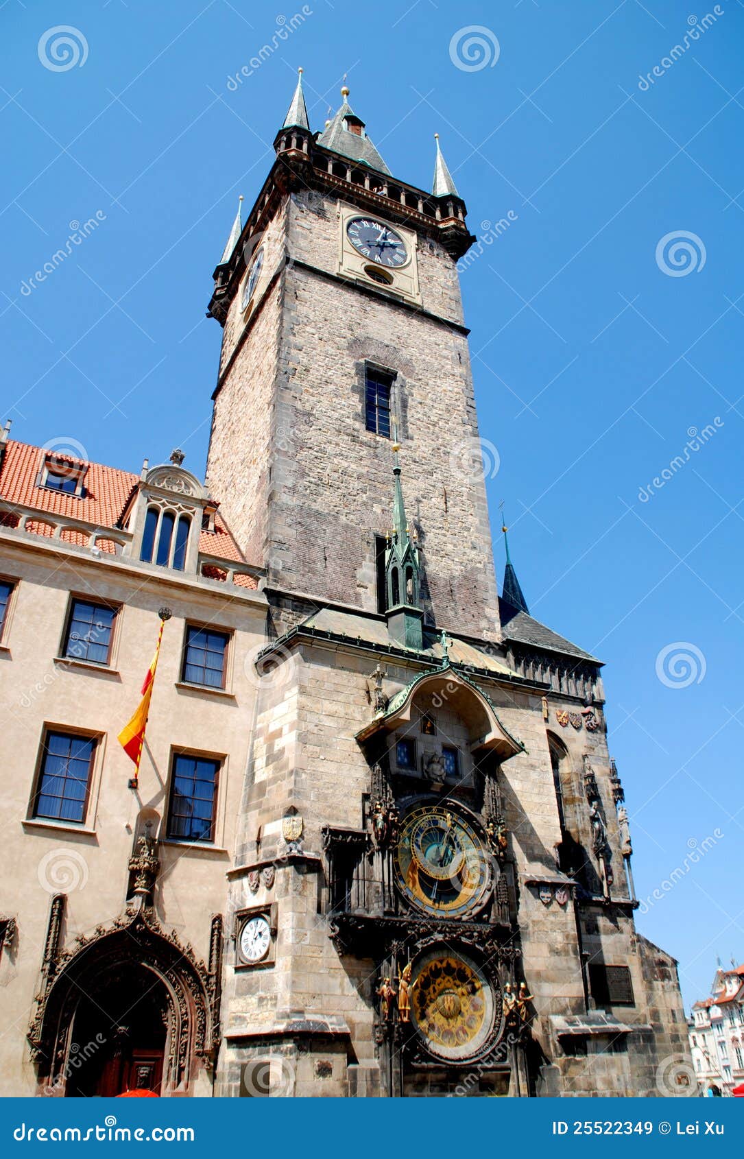 https://mdw-travel-data-us-east-1.s3.amazonaws.com/img/country/Czech-Republic/Town-Hall-Tower/img_03.jpg