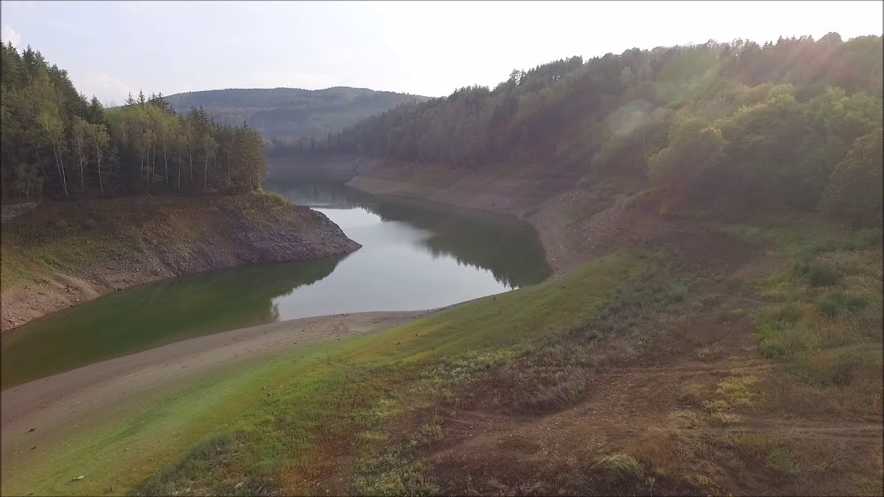 https://mdw-travel-data-us-east-1.s3.amazonaws.com/img/country/Czech-Republic/Vir-dam/img_02.jpg