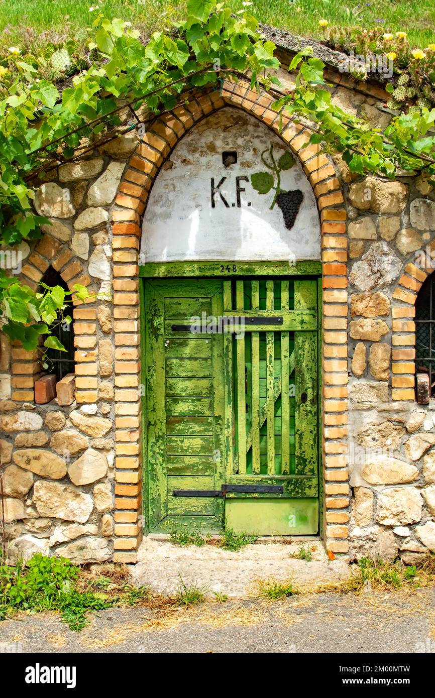 https://mdw-travel-data-us-east-1.s3.amazonaws.com/img/country/Czech-Republic/Vrbice-Wine-Cellars/img_03.jpg