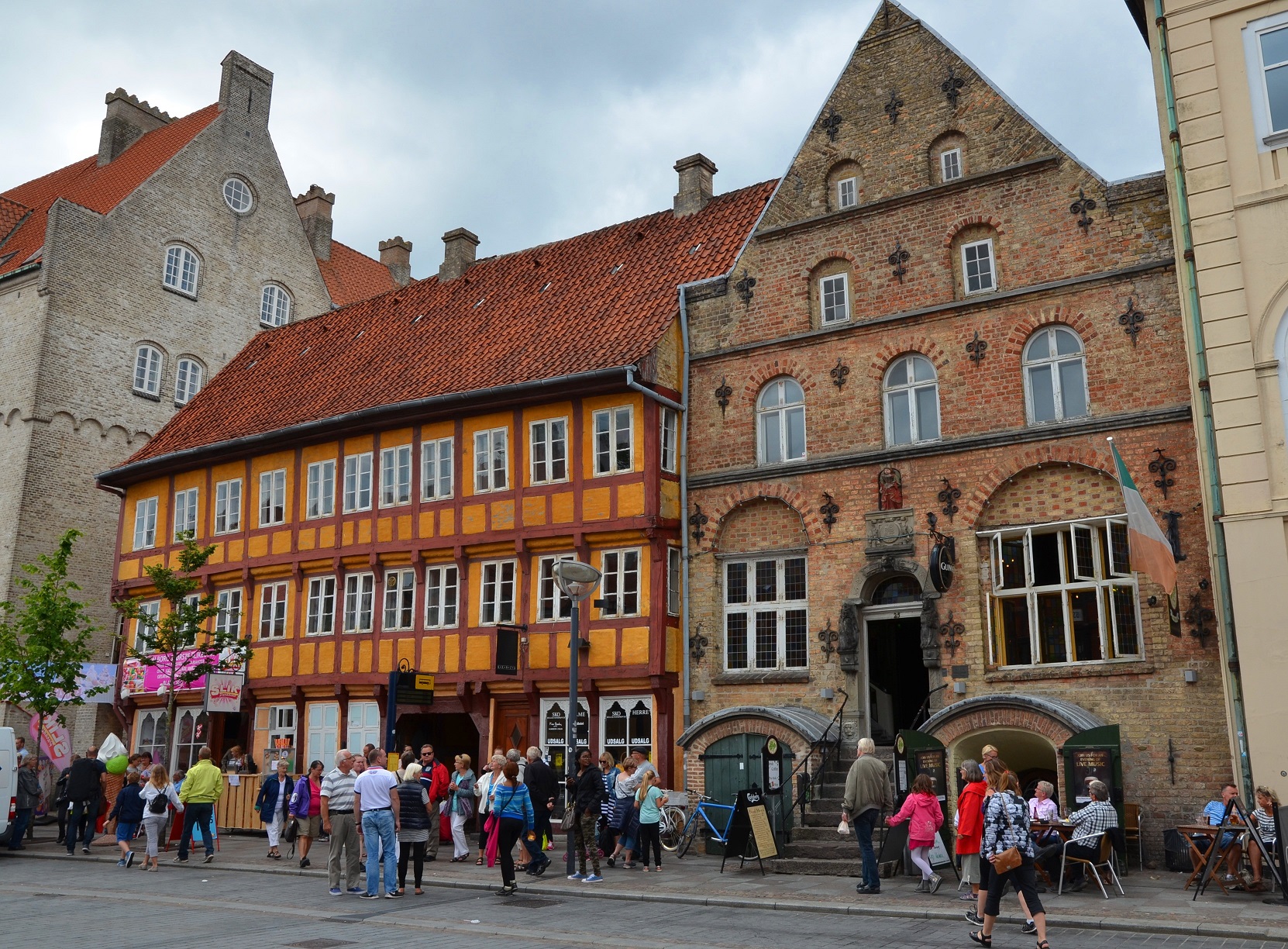 https://mdw-travel-data-us-east-1.s3.amazonaws.com/img/country/Denmark/Aalborg-Historical-Museum/img_02.jpg