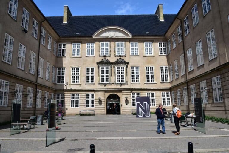 https://mdw-travel-data-us-east-1.s3.amazonaws.com/img/country/Denmark/BandO-Museum/img_02.jpg
