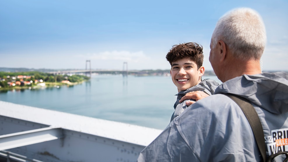 https://mdw-travel-data-us-east-1.s3.amazonaws.com/img/country/Denmark/Bridge-Walking-Lillebaelt/img_02.jpg