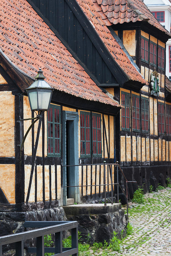 https://mdw-travel-data-us-east-1.s3.amazonaws.com/img/country/Denmark/Den-Gamle-By/img_02.jpg