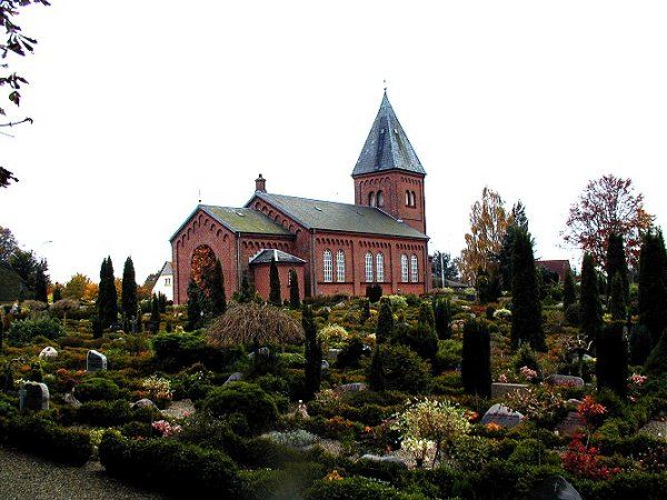 https://mdw-travel-data-us-east-1.s3.amazonaws.com/img/country/Denmark/Erritso-Kirke/img_03.jpg