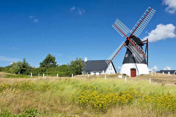 https://mdw-travel-data-us-east-1.s3.amazonaws.com/img/country/Denmark/Esbjerg-Museum/img_01.jpg