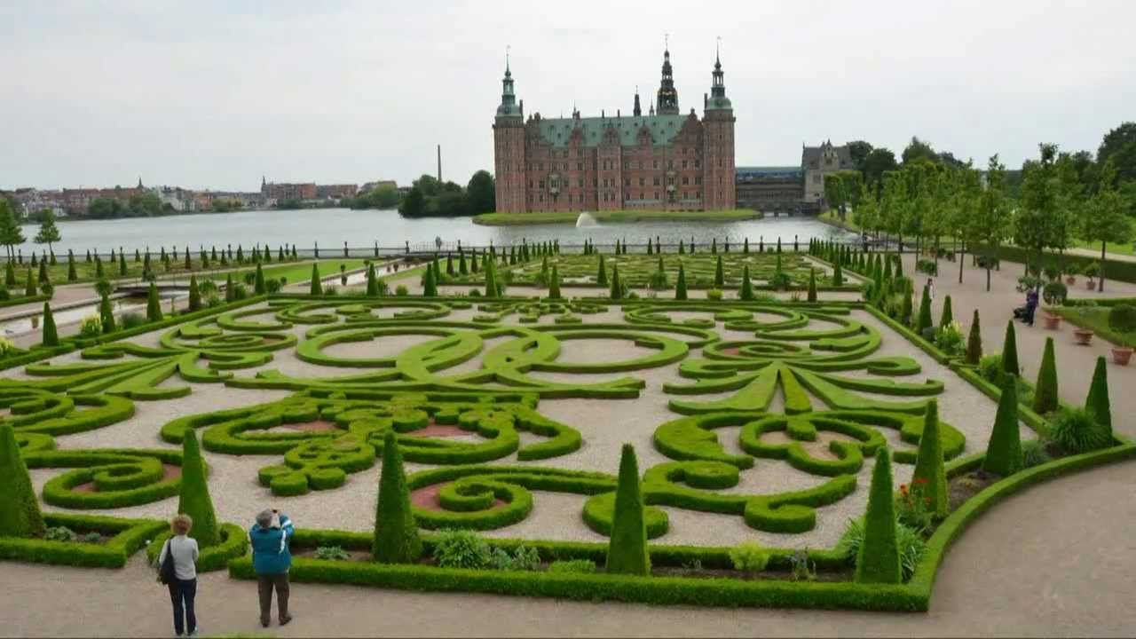 https://mdw-travel-data-us-east-1.s3.amazonaws.com/img/country/Denmark/Frederiksborg-Gardens/img_02.jpg