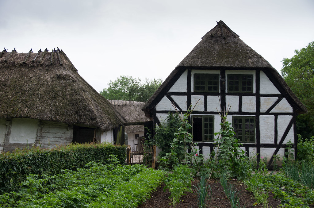 https://mdw-travel-data-us-east-1.s3.amazonaws.com/img/country/Denmark/Fynske-Landsby-Funen-Village/img_00.jpg