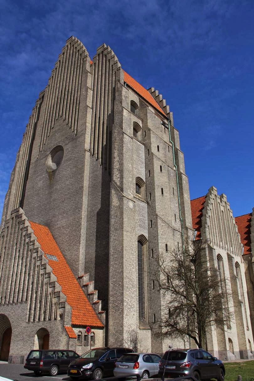 https://mdw-travel-data-us-east-1.s3.amazonaws.com/img/country/Denmark/Grundtvigs-Church/img_01.jpg