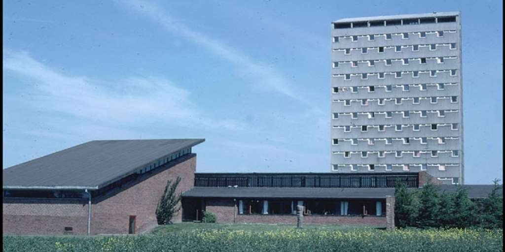 https://mdw-travel-data-us-east-1.s3.amazonaws.com/img/country/Denmark/Herning-Hojskole/img_00.jpg
