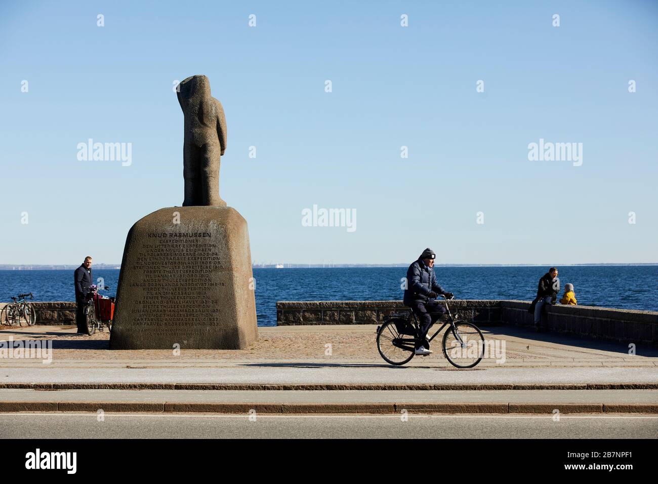 https://mdw-travel-data-us-east-1.s3.amazonaws.com/img/country/Denmark/Knud-Lavard-Monument/img_03.jpg