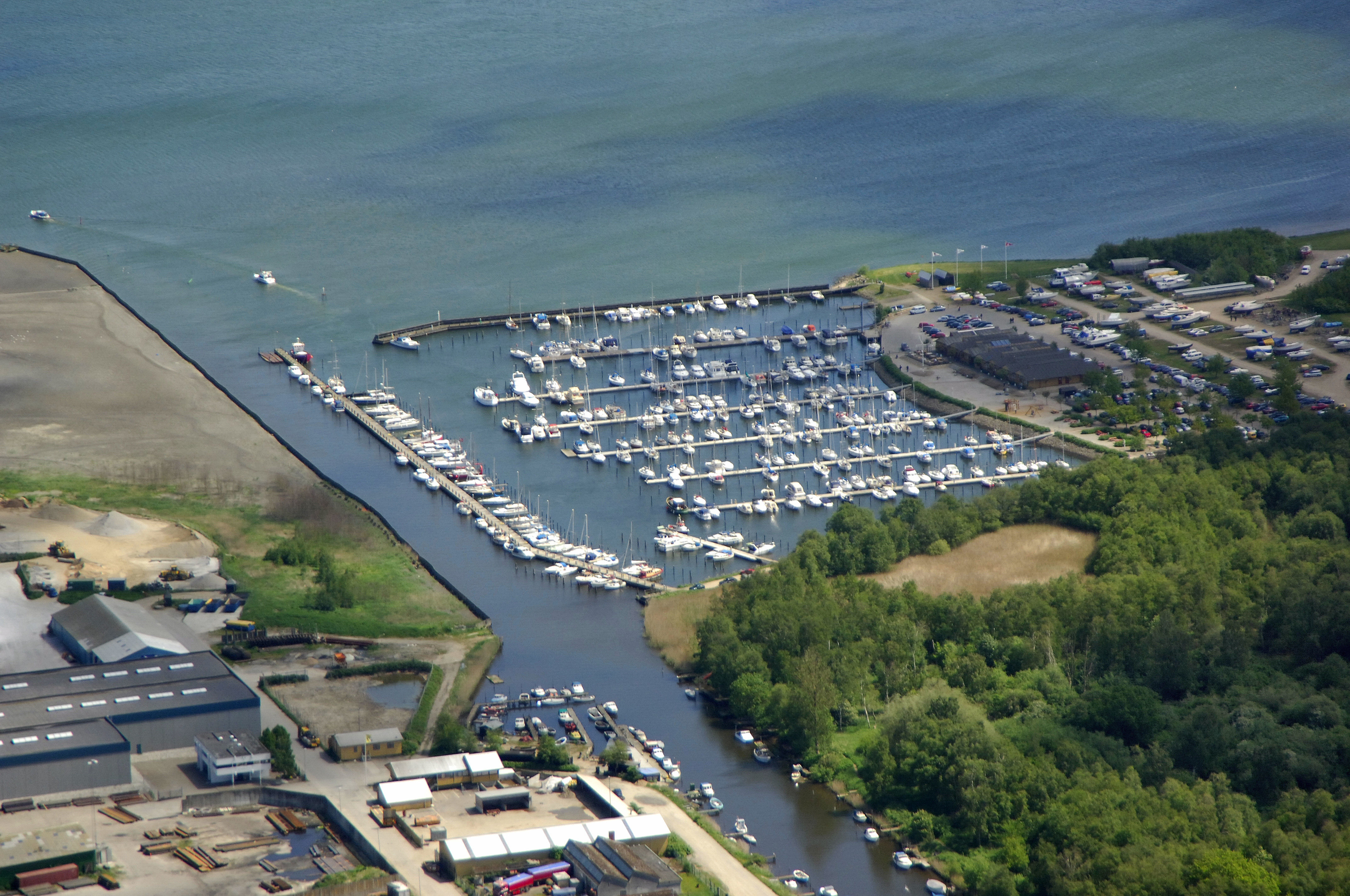 https://mdw-travel-data-us-east-1.s3.amazonaws.com/img/country/Denmark/Kolding-Lystbadehavn/img_02.jpg