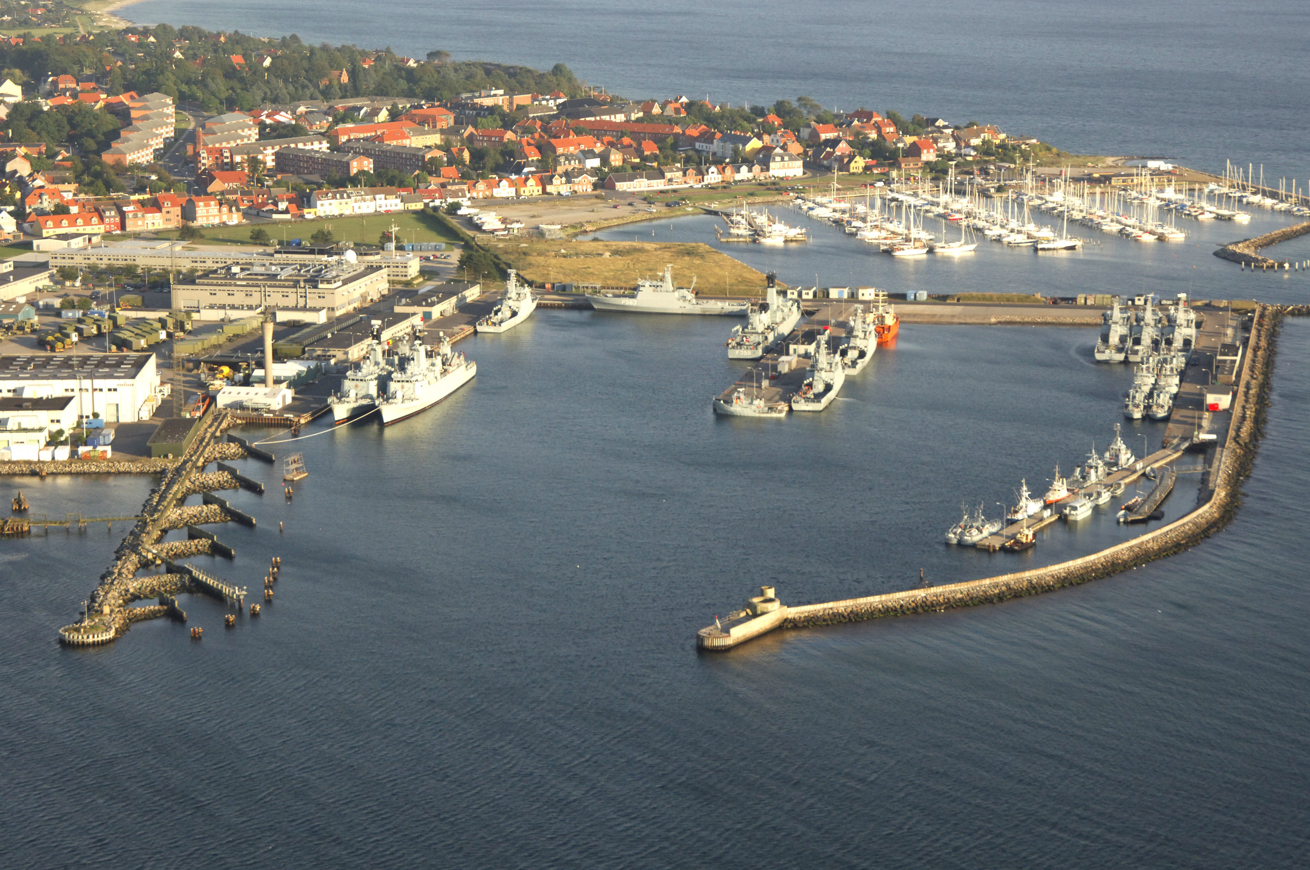 https://mdw-travel-data-us-east-1.s3.amazonaws.com/img/country/Denmark/Korsor-Miniby-Korsor-Mini-City/img_00.jpg