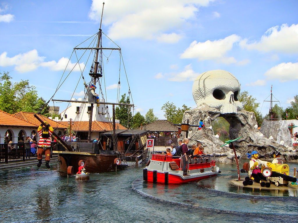 https://mdw-travel-data-us-east-1.s3.amazonaws.com/img/country/Denmark/Legoland-Billund/img_01.jpg