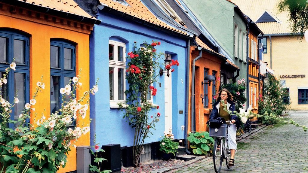https://mdw-travel-data-us-east-1.s3.amazonaws.com/img/country/Denmark/Mollestien/img_02.jpg