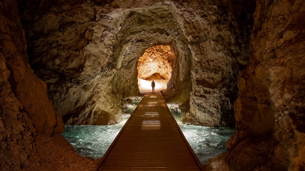 https://mdw-travel-data-us-east-1.s3.amazonaws.com/img/country/Denmark/Monsted-Limestone-Mines/img_01.jpg