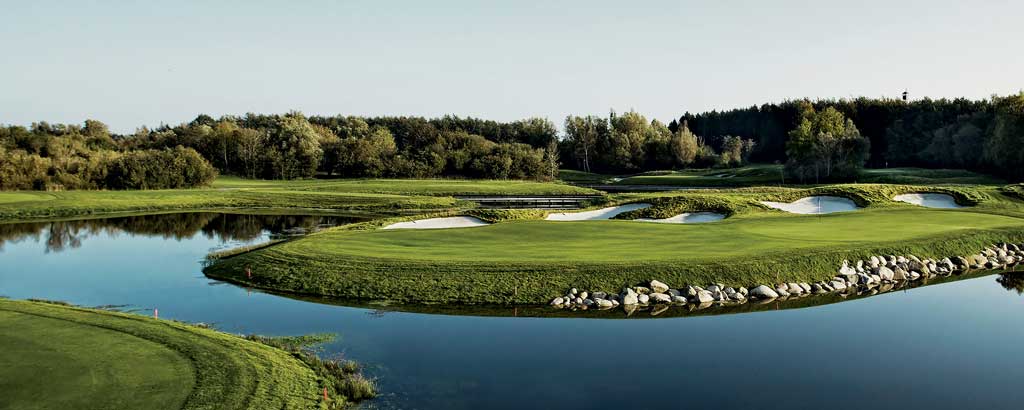 https://mdw-travel-data-us-east-1.s3.amazonaws.com/img/country/Denmark/Niva-Golf/img_02.jpg