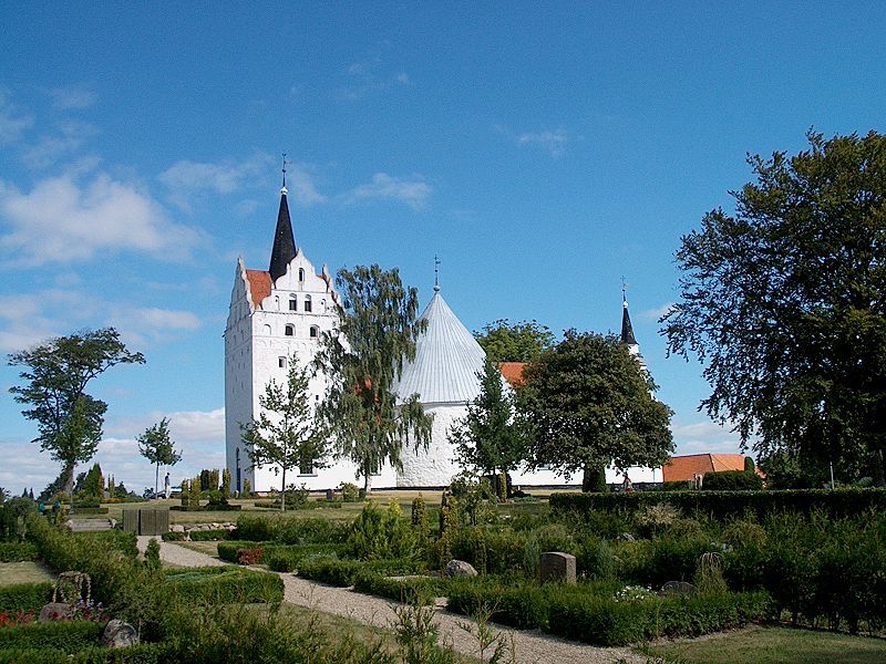https://mdw-travel-data-us-east-1.s3.amazonaws.com/img/country/Denmark/Norlev-Church/img_03.jpg