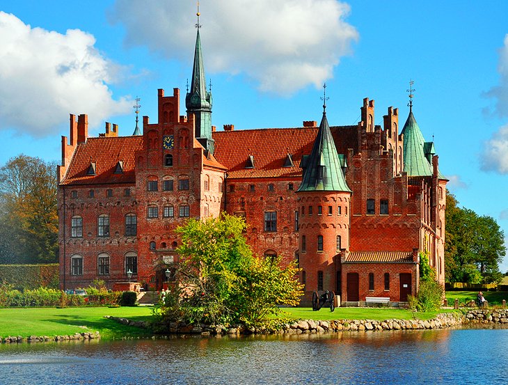 https://mdw-travel-data-us-east-1.s3.amazonaws.com/img/country/Denmark/Osterby-Kirke/img_02.jpg