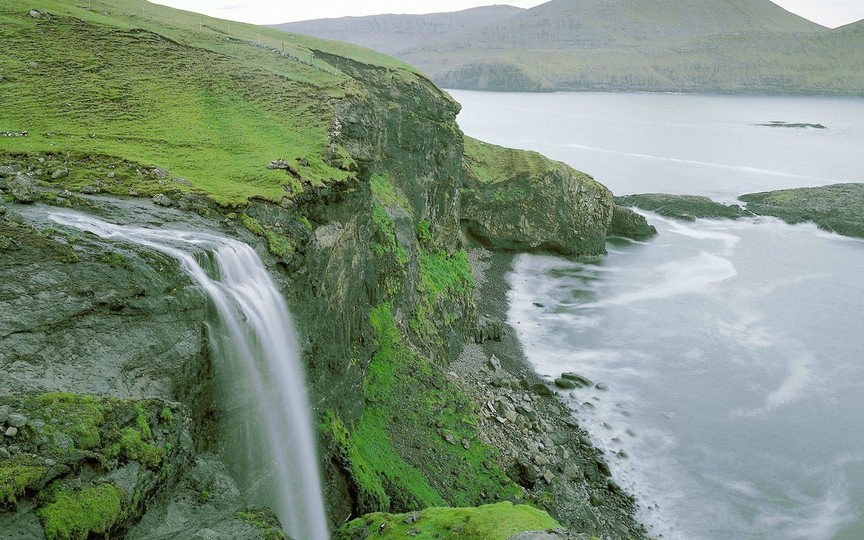 https://mdw-travel-data-us-east-1.s3.amazonaws.com/img/country/Denmark/Parforce-Hunting-Landscape/img_00.jpg