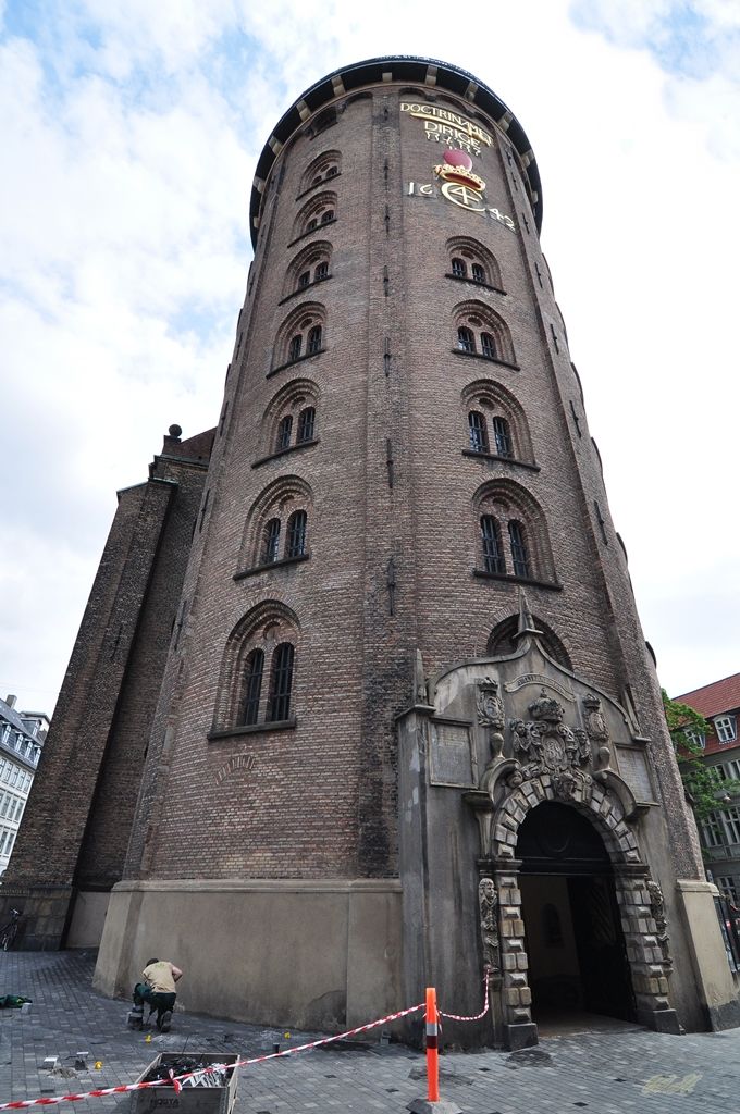 https://mdw-travel-data-us-east-1.s3.amazonaws.com/img/country/Denmark/Round-Tower/img_02.jpg