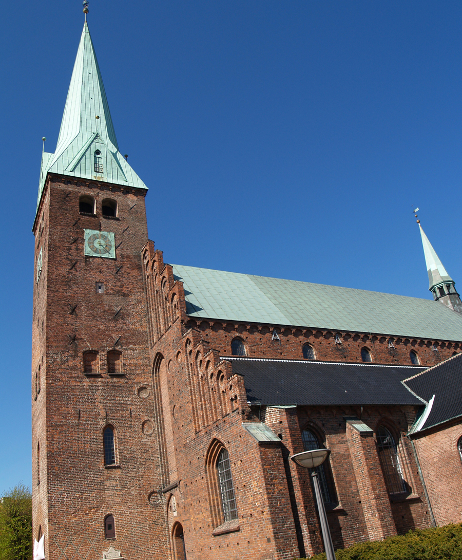 https://mdw-travel-data-us-east-1.s3.amazonaws.com/img/country/Denmark/Sankt-Olai-Church/img_00.jpg
