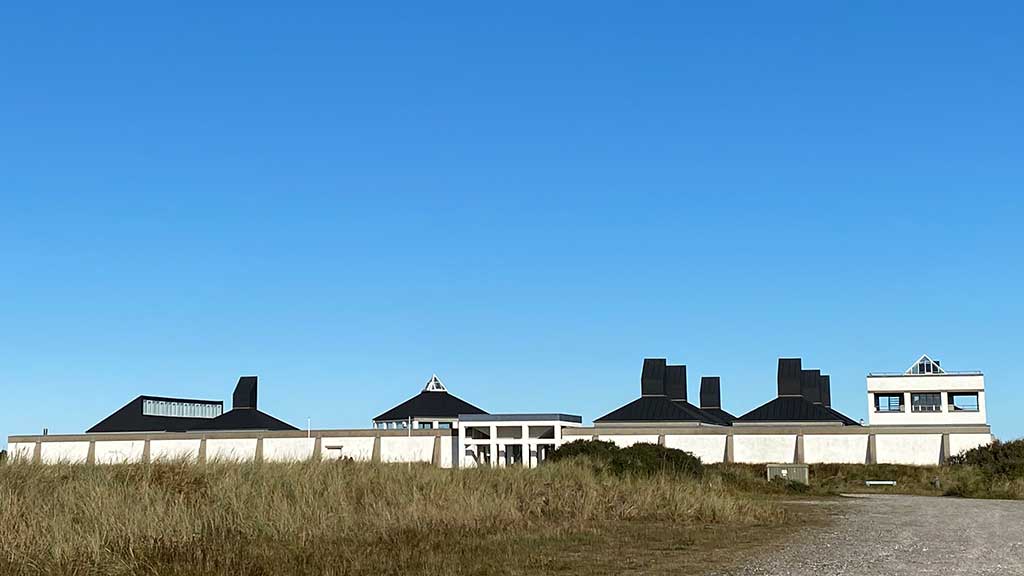 https://mdw-travel-data-us-east-1.s3.amazonaws.com/img/country/Denmark/Skagen-Odde-Naturcenter/img_01.jpg