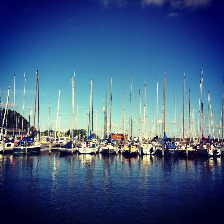 https://mdw-travel-data-us-east-1.s3.amazonaws.com/img/country/Denmark/Solopgang-over-Roskilde-Fjord/img_03.jpg