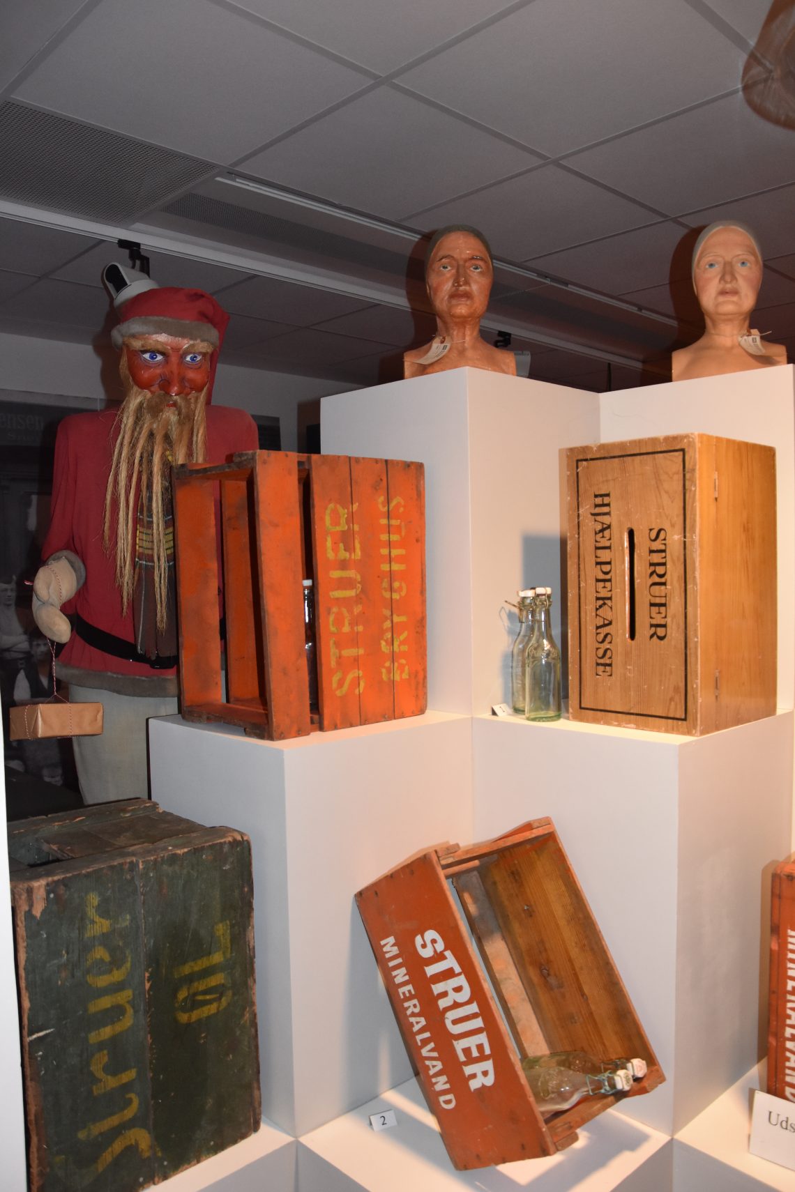 https://mdw-travel-data-us-east-1.s3.amazonaws.com/img/country/Denmark/Struer-Museum-Skindbuksen/img_02.jpg