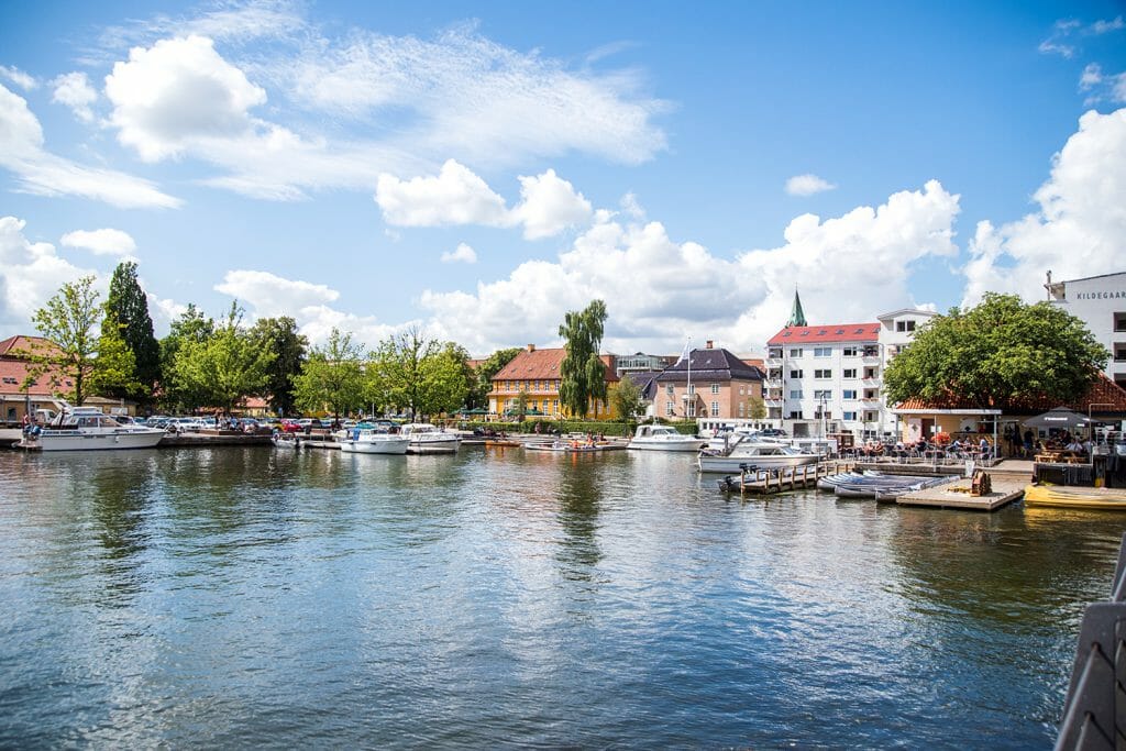 https://mdw-travel-data-us-east-1.s3.amazonaws.com/img/country/Denmark/The-Lakes-of-Silkeborg/img_03.jpg