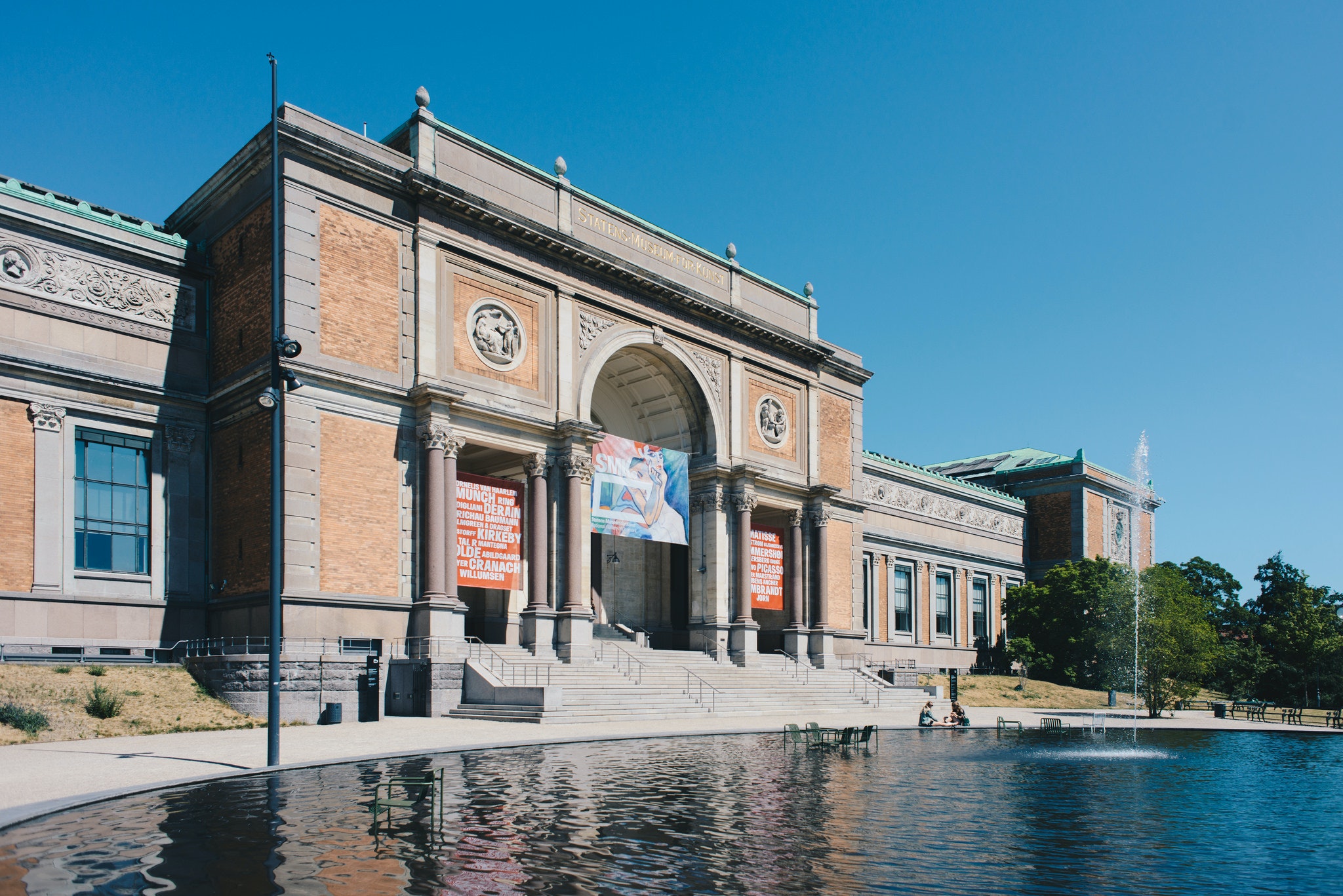 https://mdw-travel-data-us-east-1.s3.amazonaws.com/img/country/Denmark/The-National-Gallery-of-Denmark/img_01.jpg