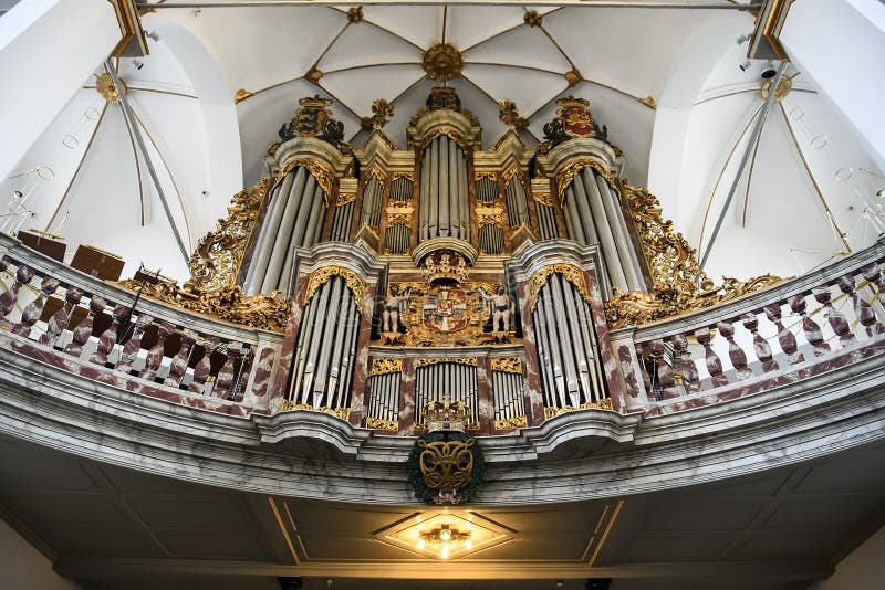 https://mdw-travel-data-us-east-1.s3.amazonaws.com/img/country/Denmark/Trinitatis-Kirke/img_03.jpg