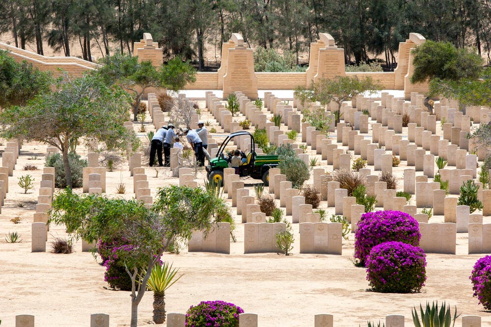 https://mdw-travel-data-us-east-1.s3.amazonaws.com/img/country/Egypt/Abu-Zaabal-Tank-Cemetery/img_03.jpg