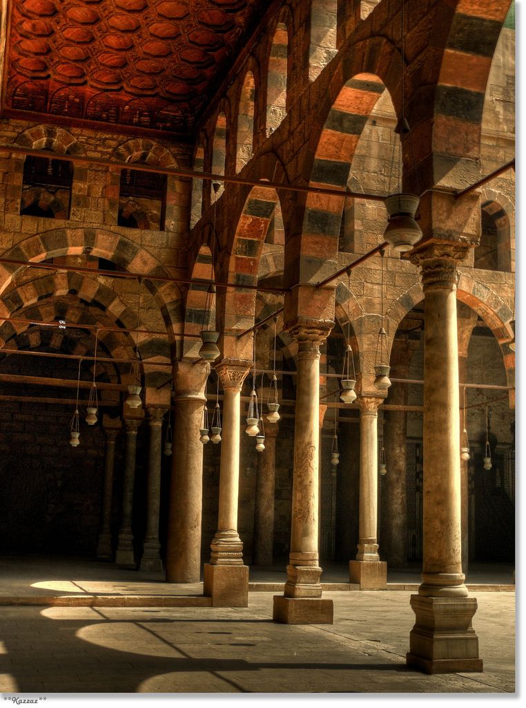 https://mdw-travel-data-us-east-1.s3.amazonaws.com/img/country/Egypt/Al-Andalus-Mosque/img_03.jpg