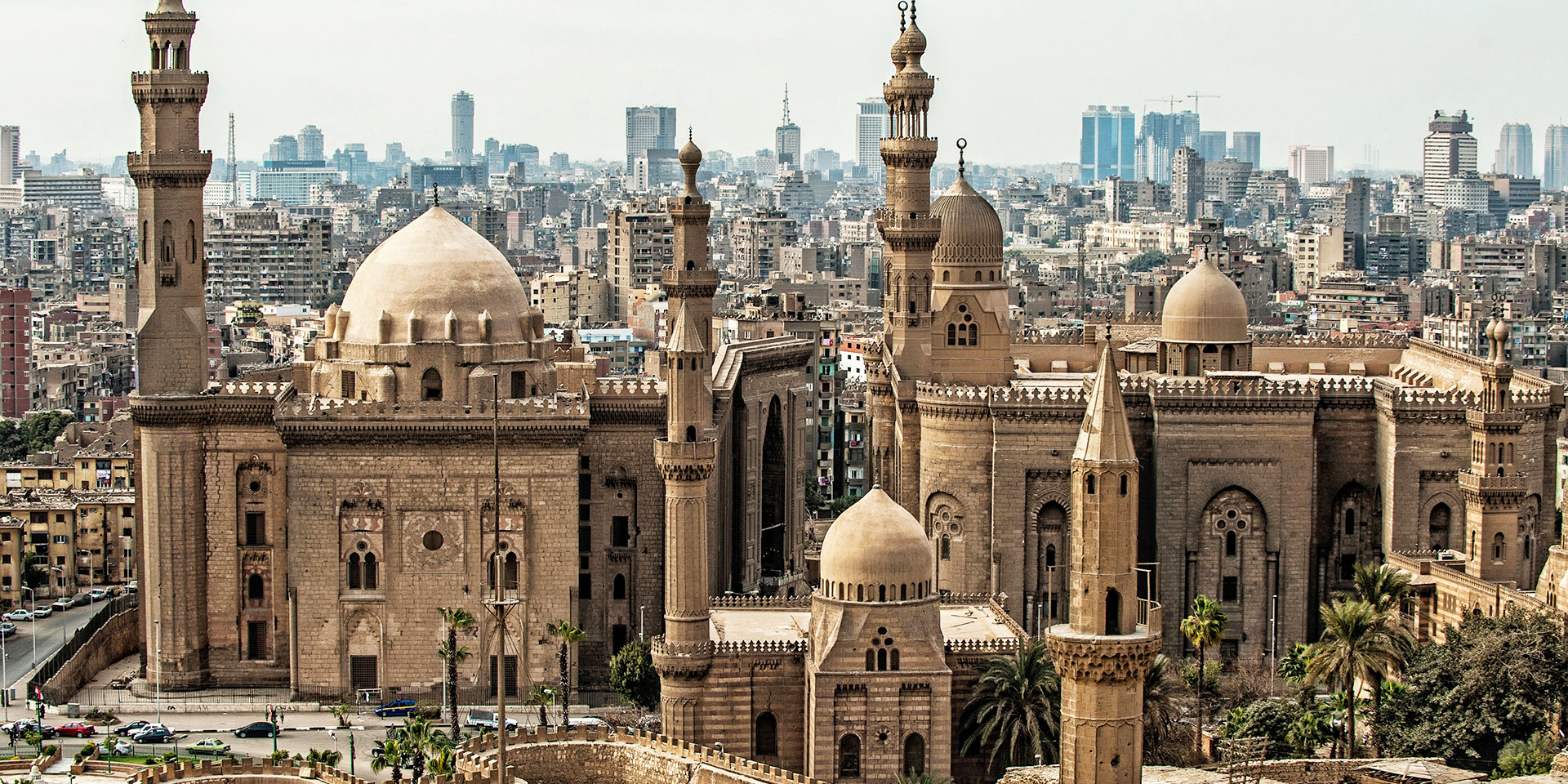 https://mdw-travel-data-us-east-1.s3.amazonaws.com/img/country/Egypt/Al-Sherefay-Mosque/img_02.jpg