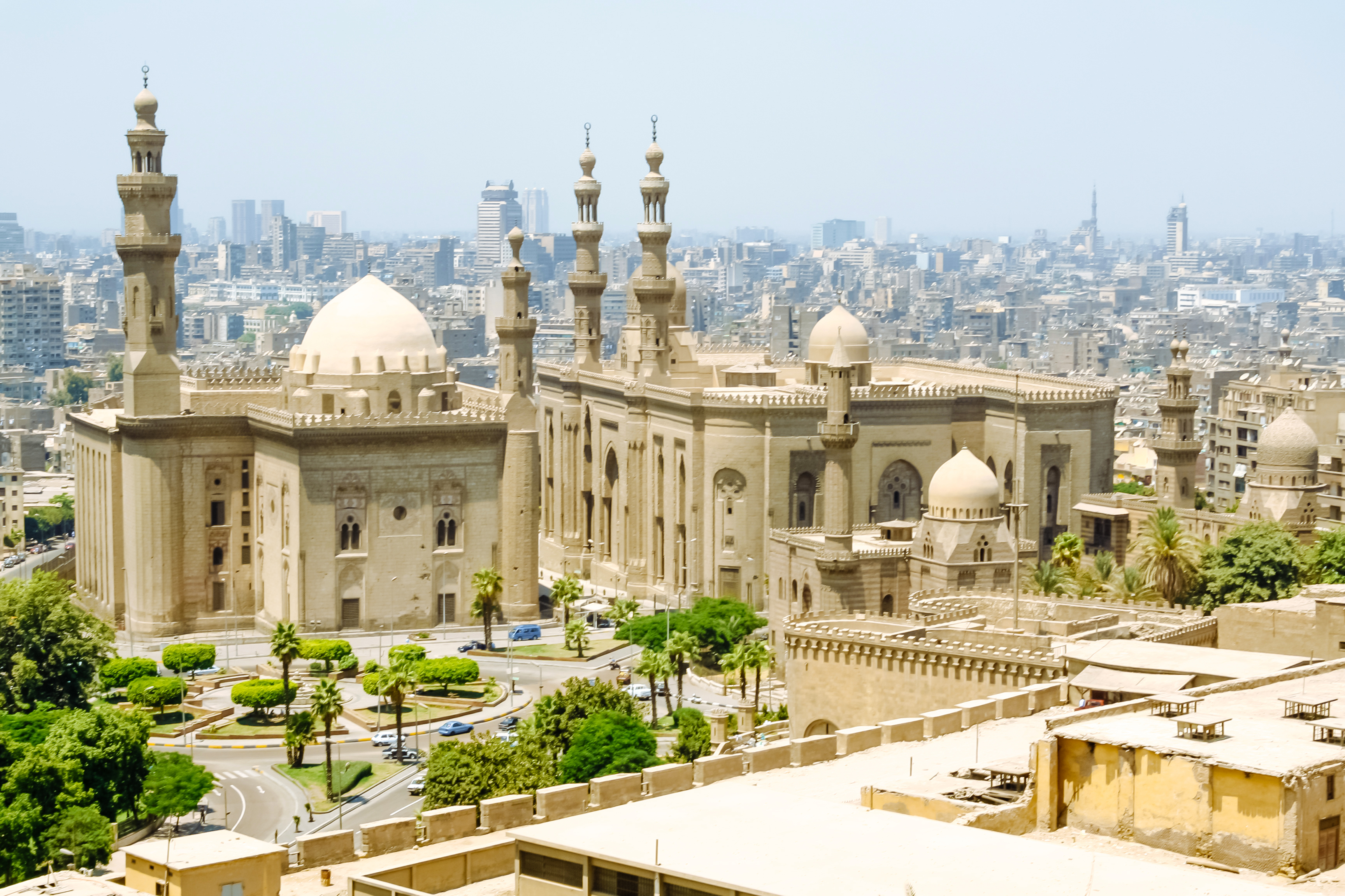 https://mdw-travel-data-us-east-1.s3.amazonaws.com/img/country/Egypt/Al-Sultani-Mosque/img_02.jpg