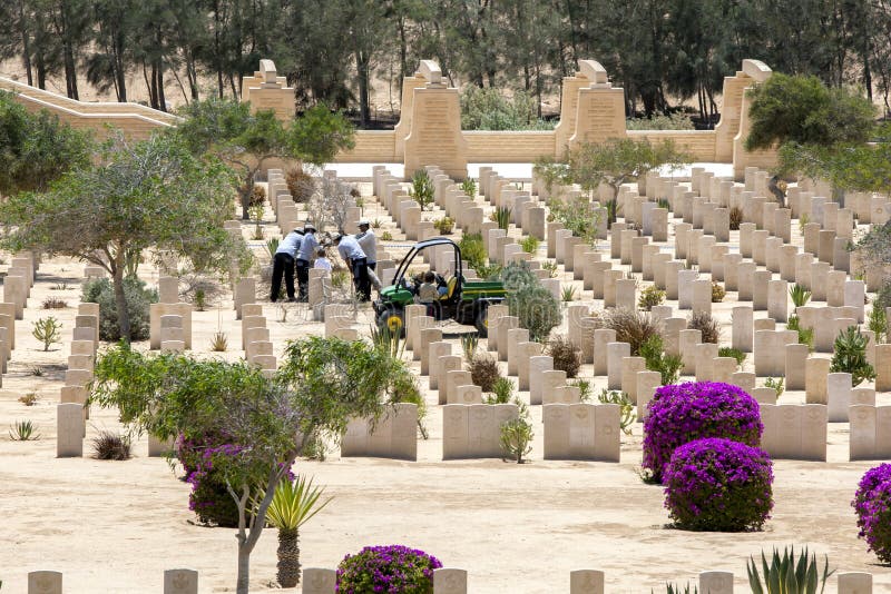 https://mdw-travel-data-us-east-1.s3.amazonaws.com/img/country/Egypt/Alamein-War-Cemetery/img_03.jpg