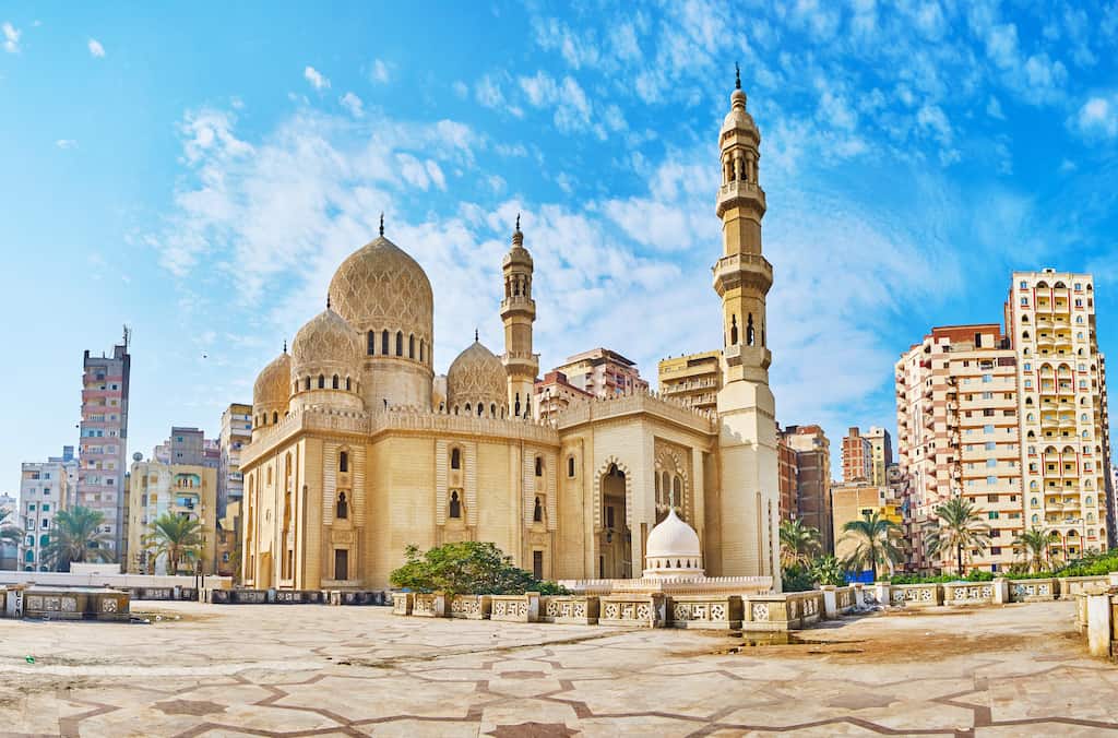 https://mdw-travel-data-us-east-1.s3.amazonaws.com/img/country/Egypt/Alexandria-Aquarium/img_02.jpg