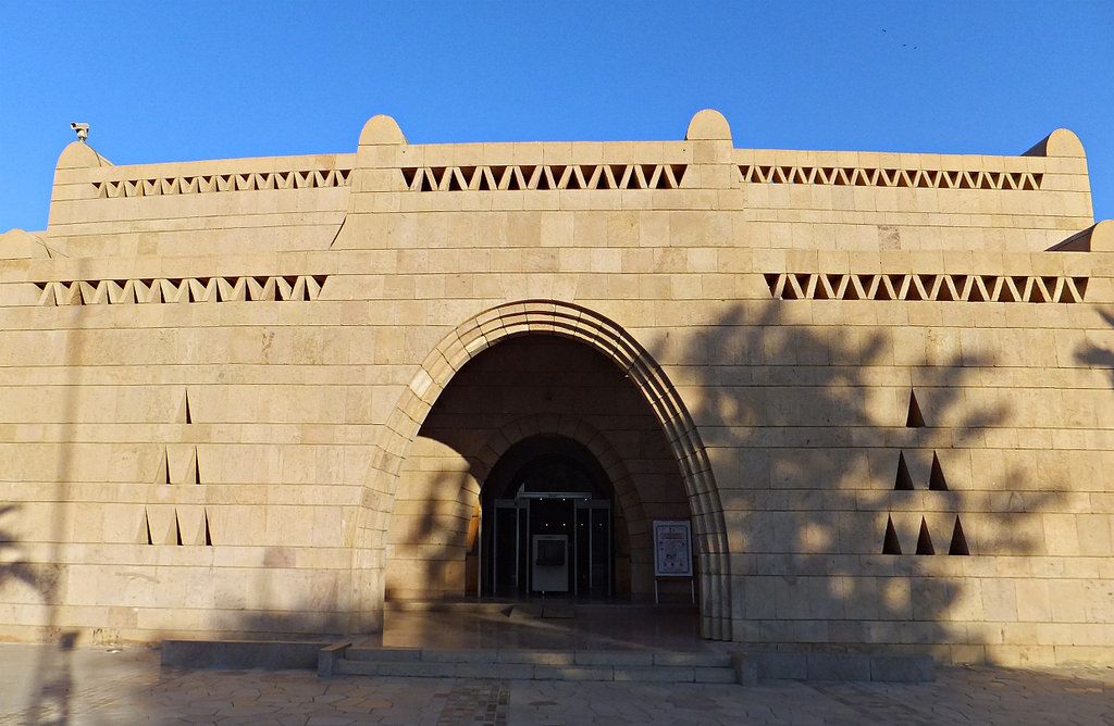 https://mdw-travel-data-us-east-1.s3.amazonaws.com/img/country/Egypt/Aswan-Museum/img_02.jpg