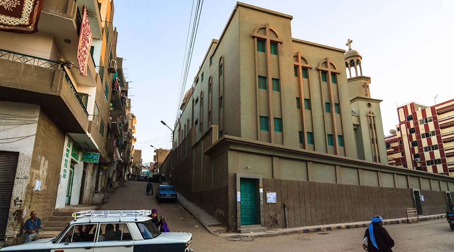 https://mdw-travel-data-us-east-1.s3.amazonaws.com/img/country/Egypt/Asyut-Railway-Station/img_03.jpg