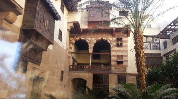 https://mdw-travel-data-us-east-1.s3.amazonaws.com/img/country/Egypt/Bayt-Al-Suhaymi/img_01.jpg